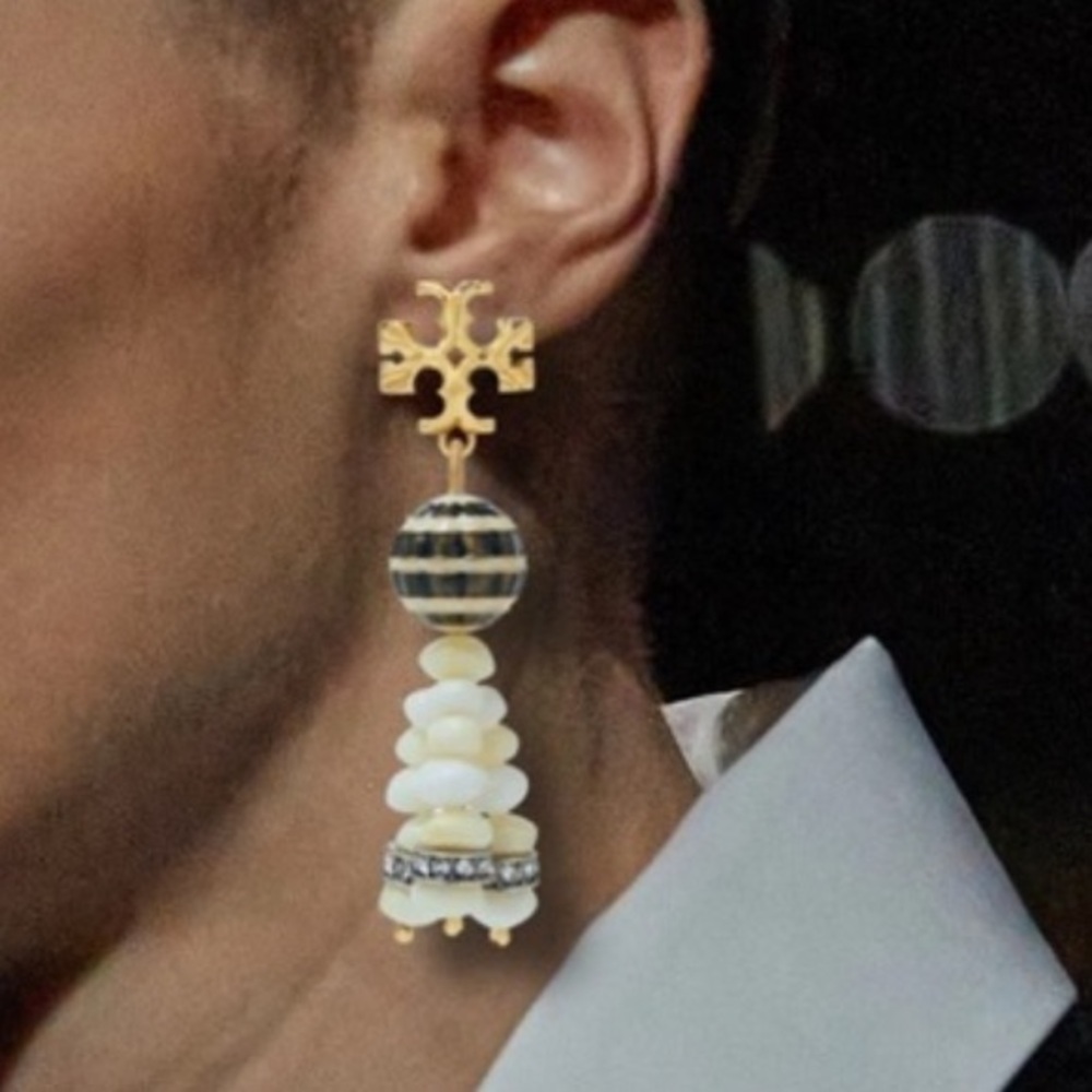 Final sale tory Burch Roxanne Gold and Cream Beaded statements drop earrings - Picture 2 of 4